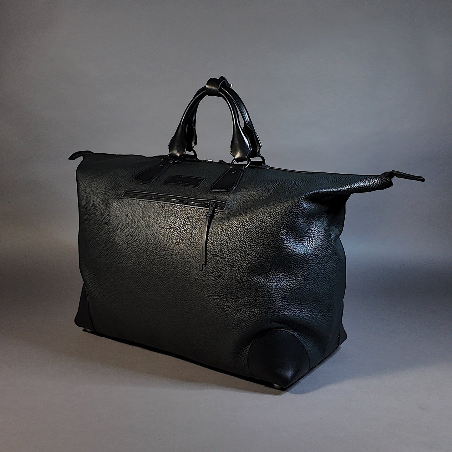 'Atelier 56' Murphy XL Weekender in BLACK