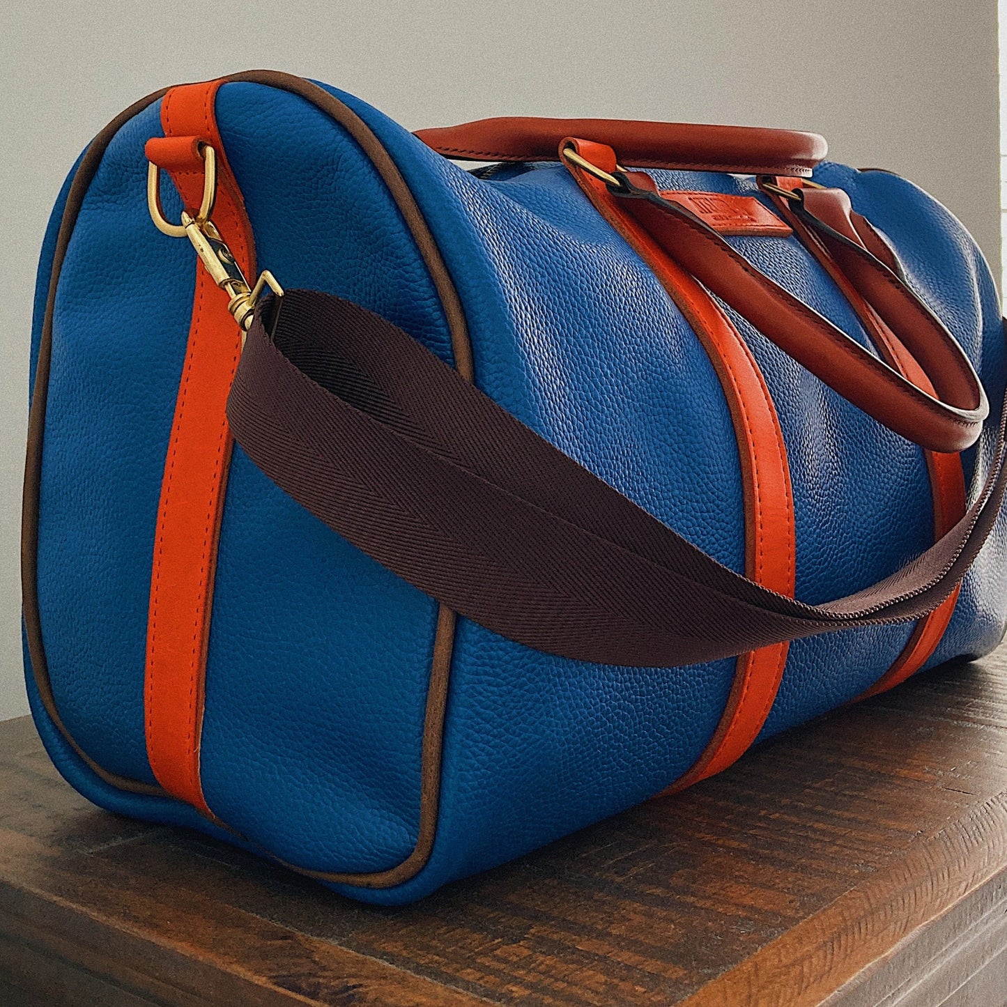 'Atelier 56' Barrel Bag in Orange & Blue